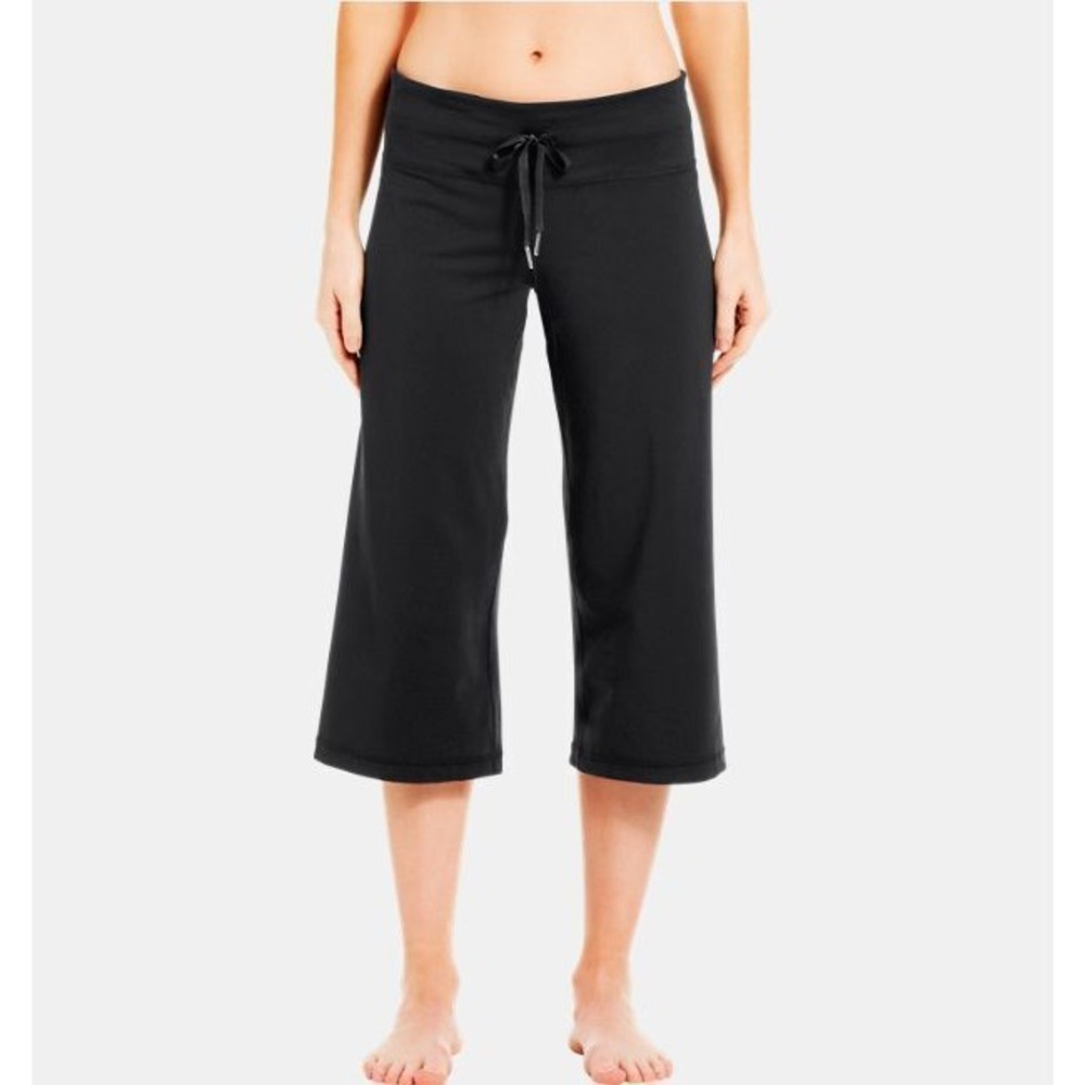 UNDER ARMOUR black STUDIO perfect flow PANTS fitted CAPRIS XS